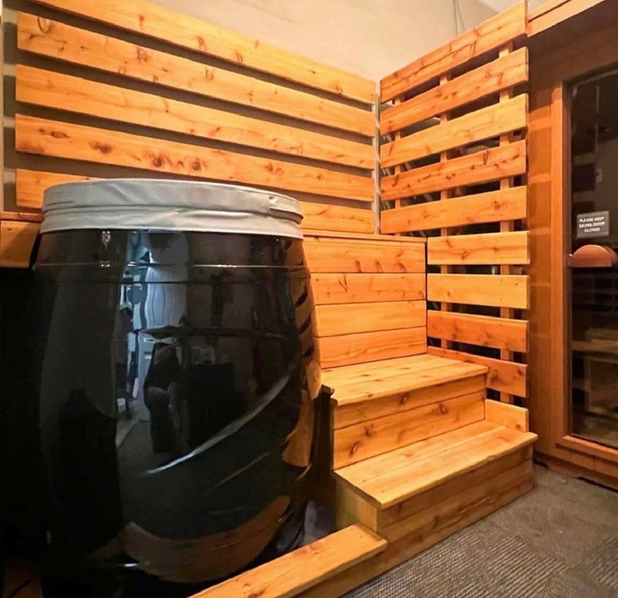 Refurbished MV Cold Plunge Barrel (Black)