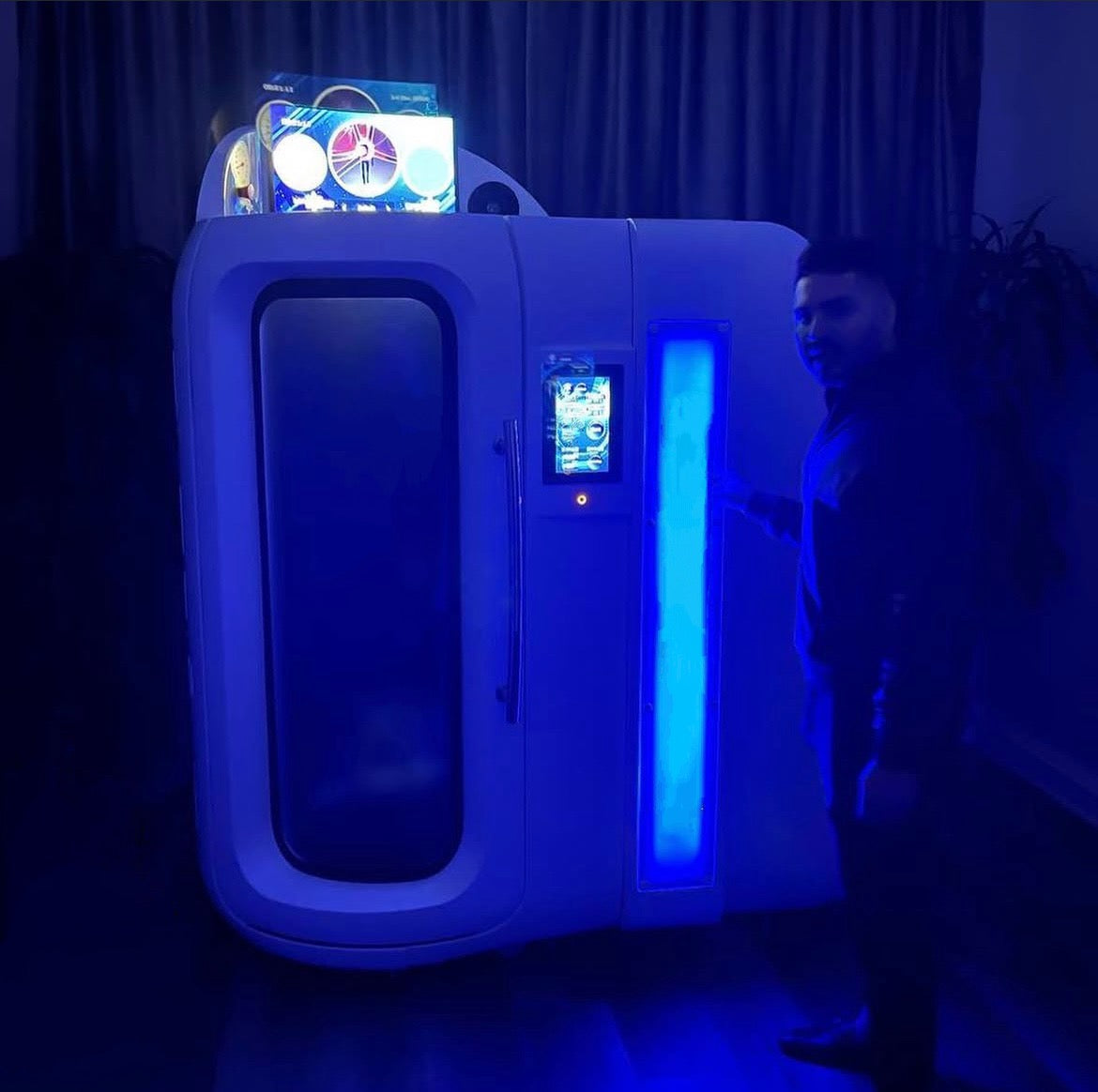 MV Electric Cryotherapy Chamber