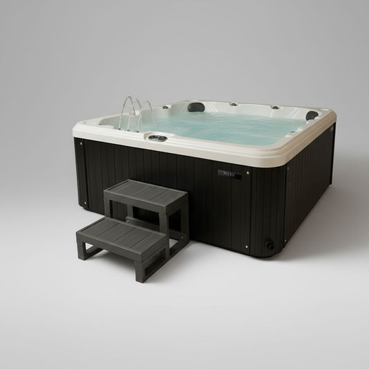 Vitality Saltwater Hot Tub – Medium