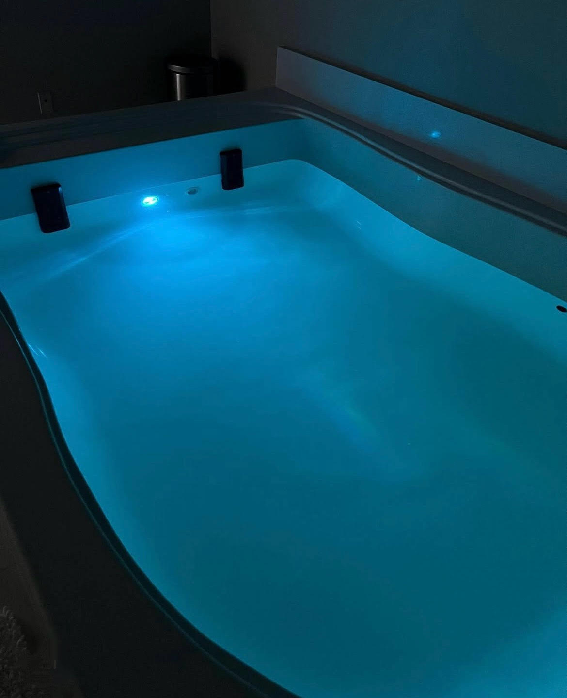 MV Open Float Pool